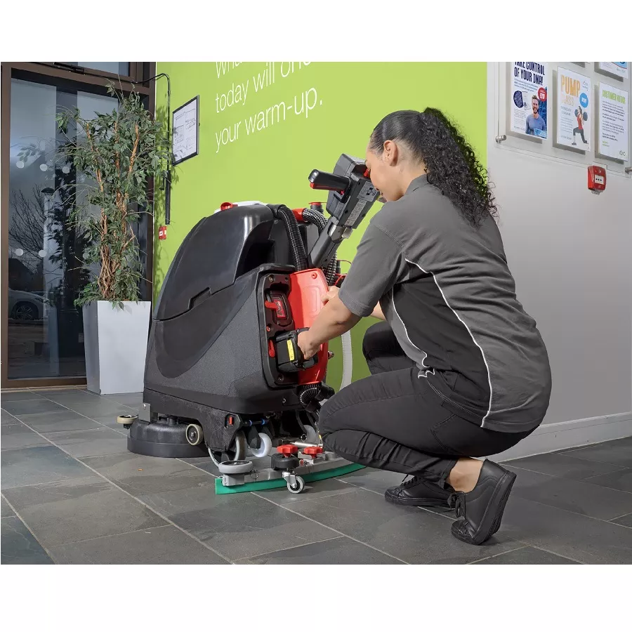 Numatic Batterie-Scheuersaugmaschine TTB3045NX-R mit Ten-Tec Bürste (Set mit AKKU)