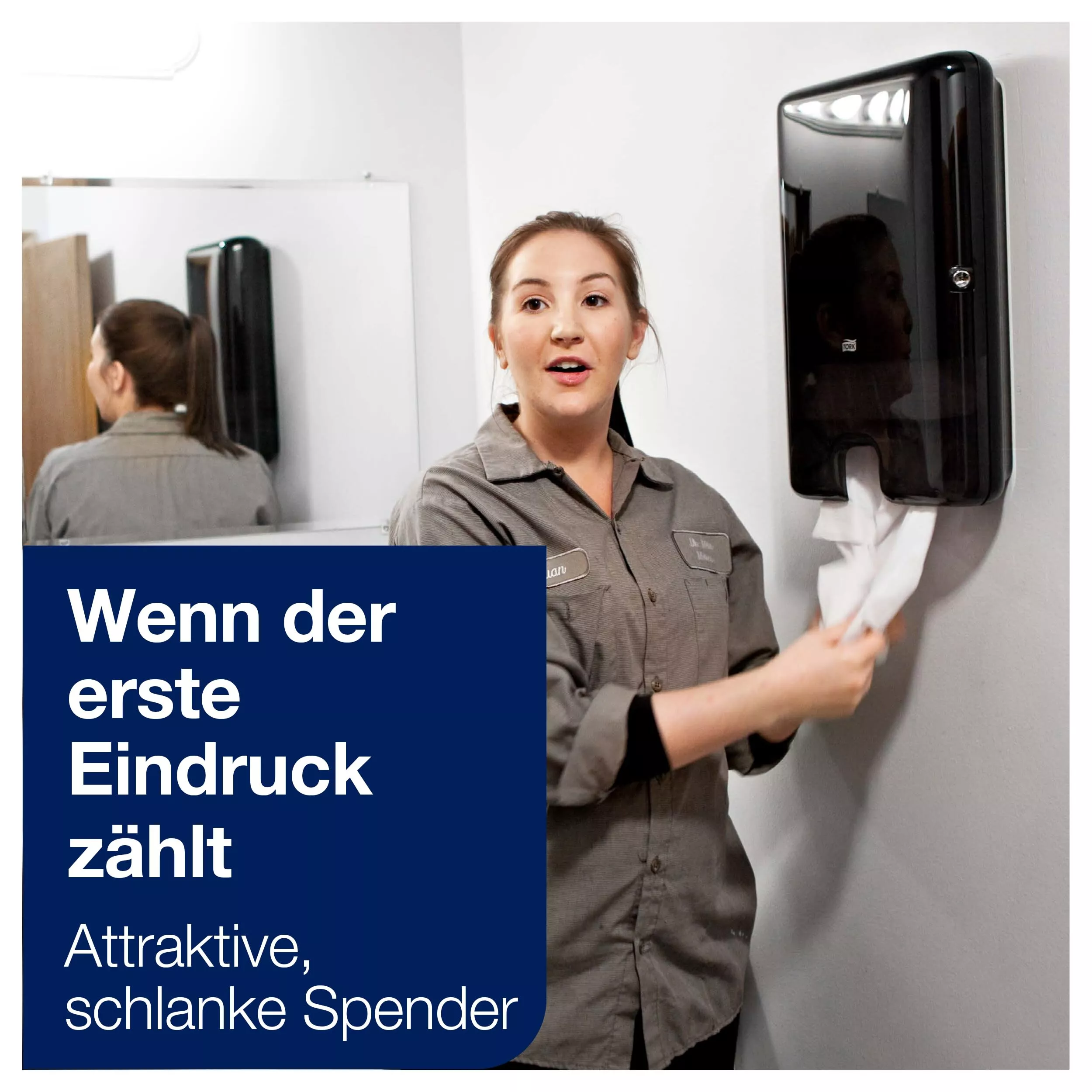 Tork Xpress® Spender für Multifold-Handtücher Schwarz H2, Einzeltuchentnahme, Elevation Design, 552008