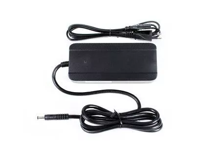 Laptop-Netzteil, Netadapter, DC-Adapter, Stromversorgung, Kabelanschluss